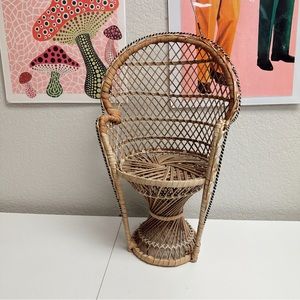 Wicker rattan plant chair